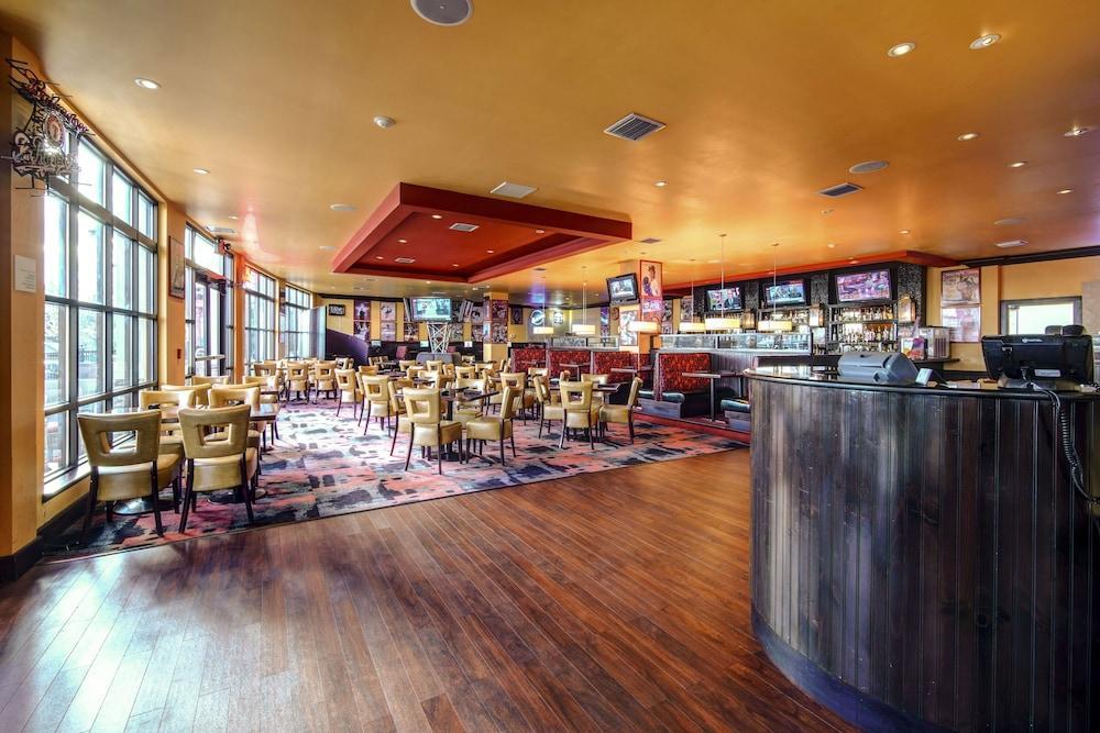 Holiday Inn Arlington Northeast By Ihg Exterior foto