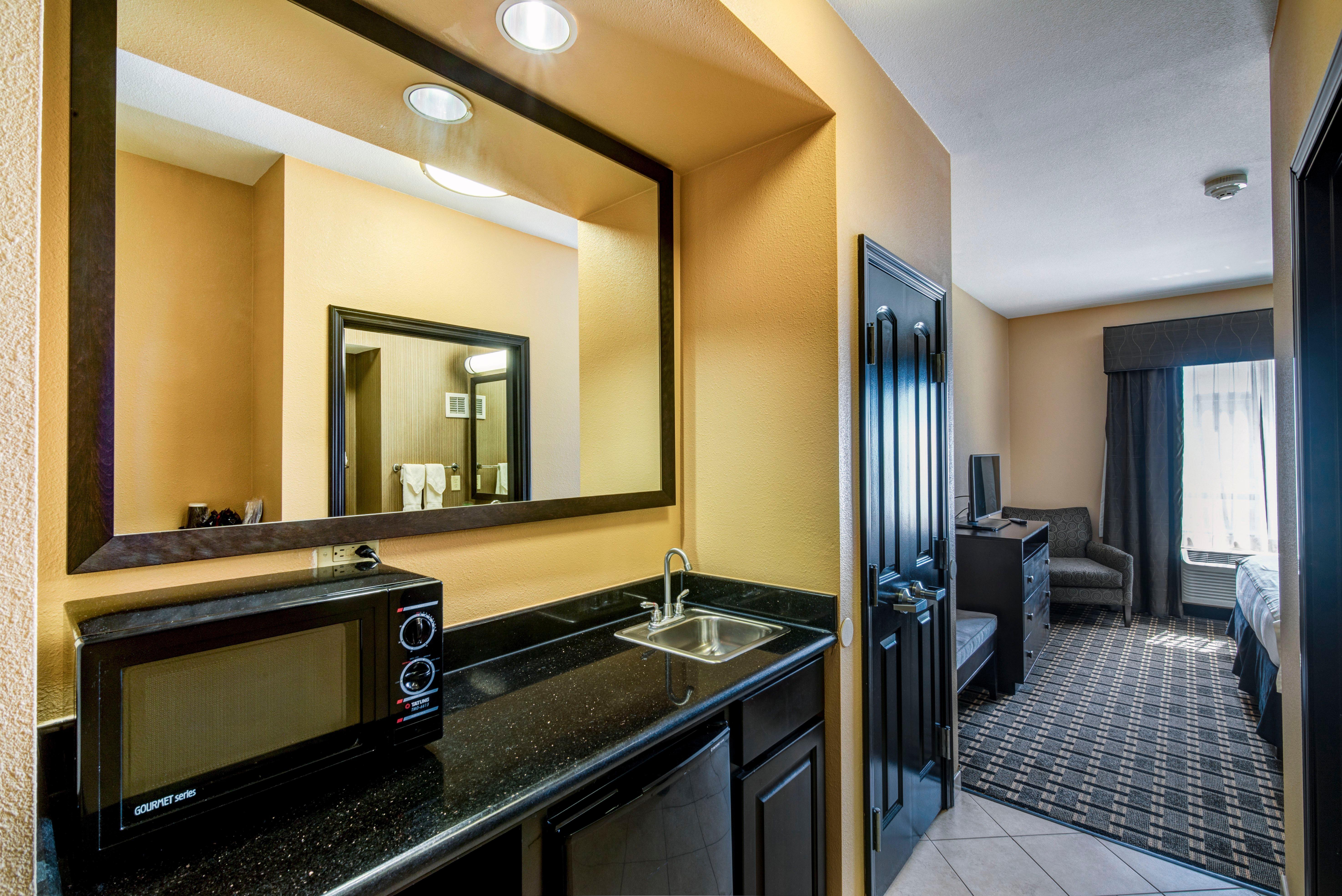 Holiday Inn Arlington Northeast By Ihg Exterior foto