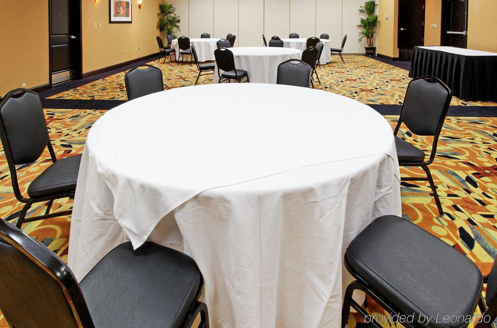 Holiday Inn Arlington Northeast By Ihg Facilidades foto