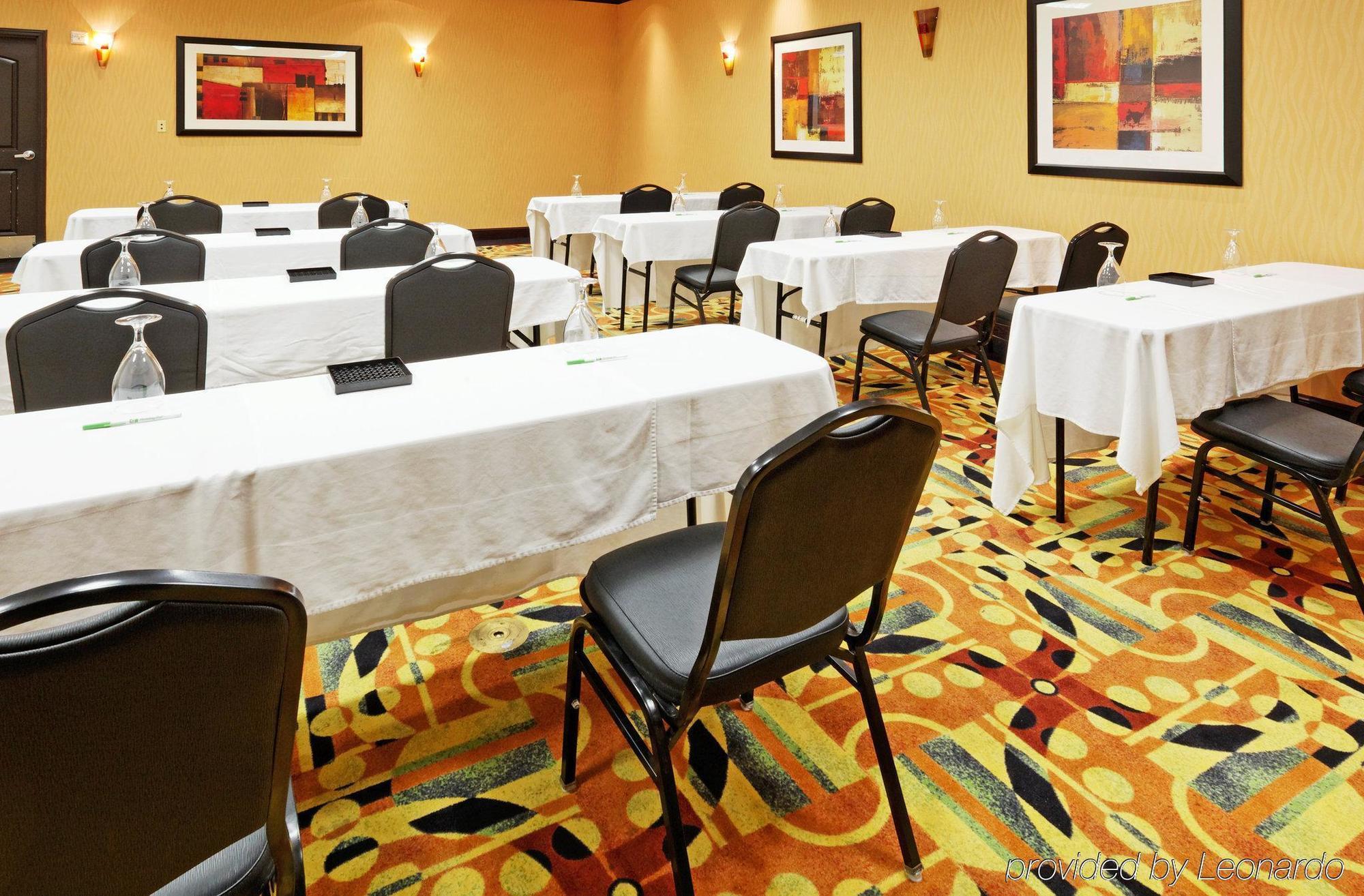 Holiday Inn Arlington Northeast By Ihg Facilidades foto