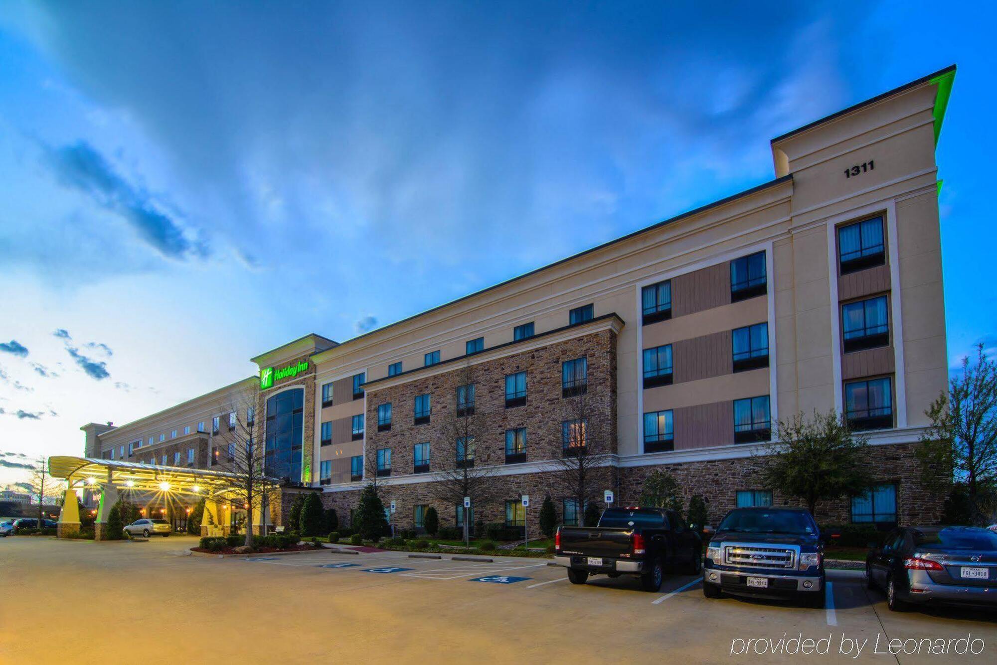 Holiday Inn Arlington Northeast By Ihg Exterior foto