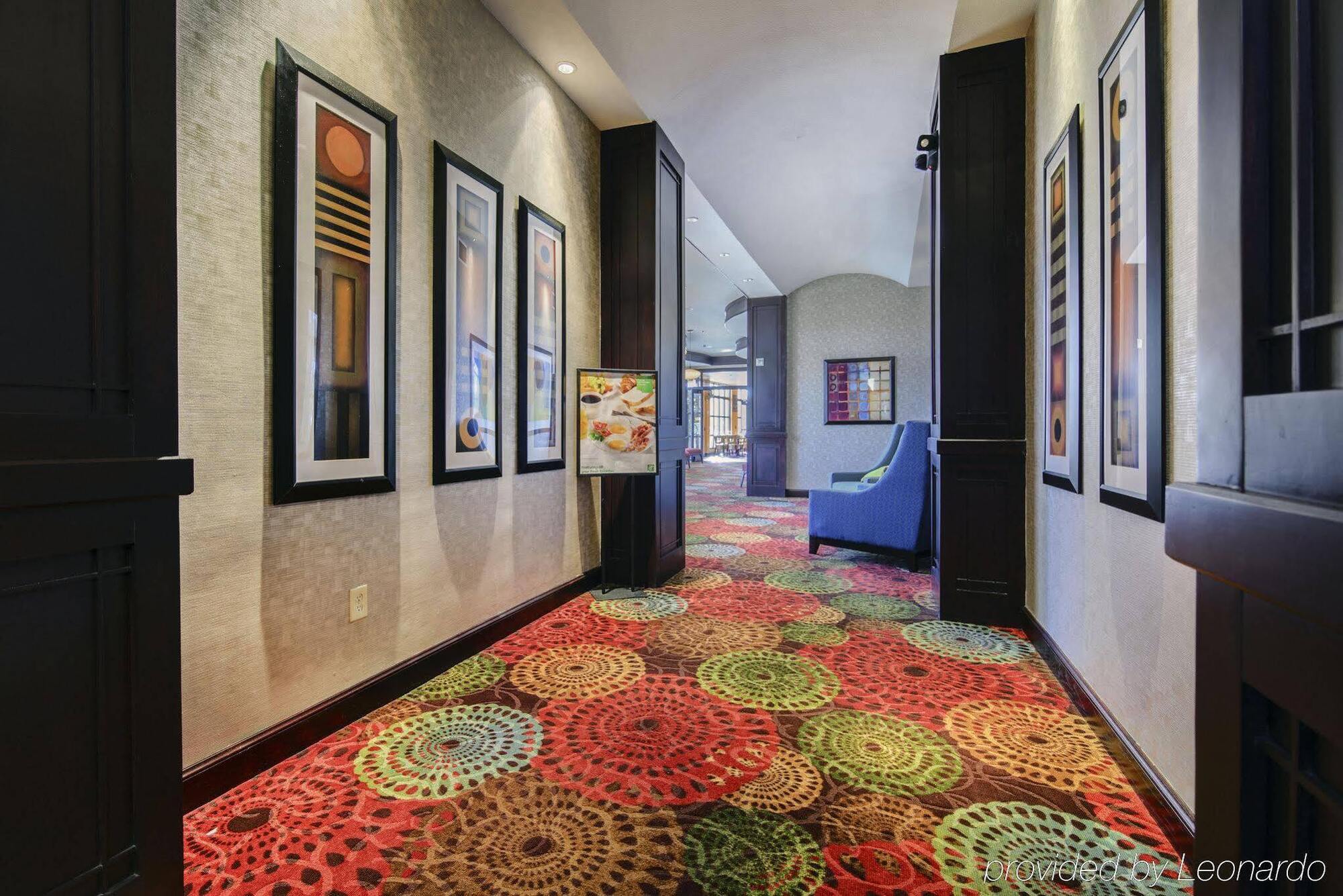 Holiday Inn Arlington Northeast By Ihg Exterior foto