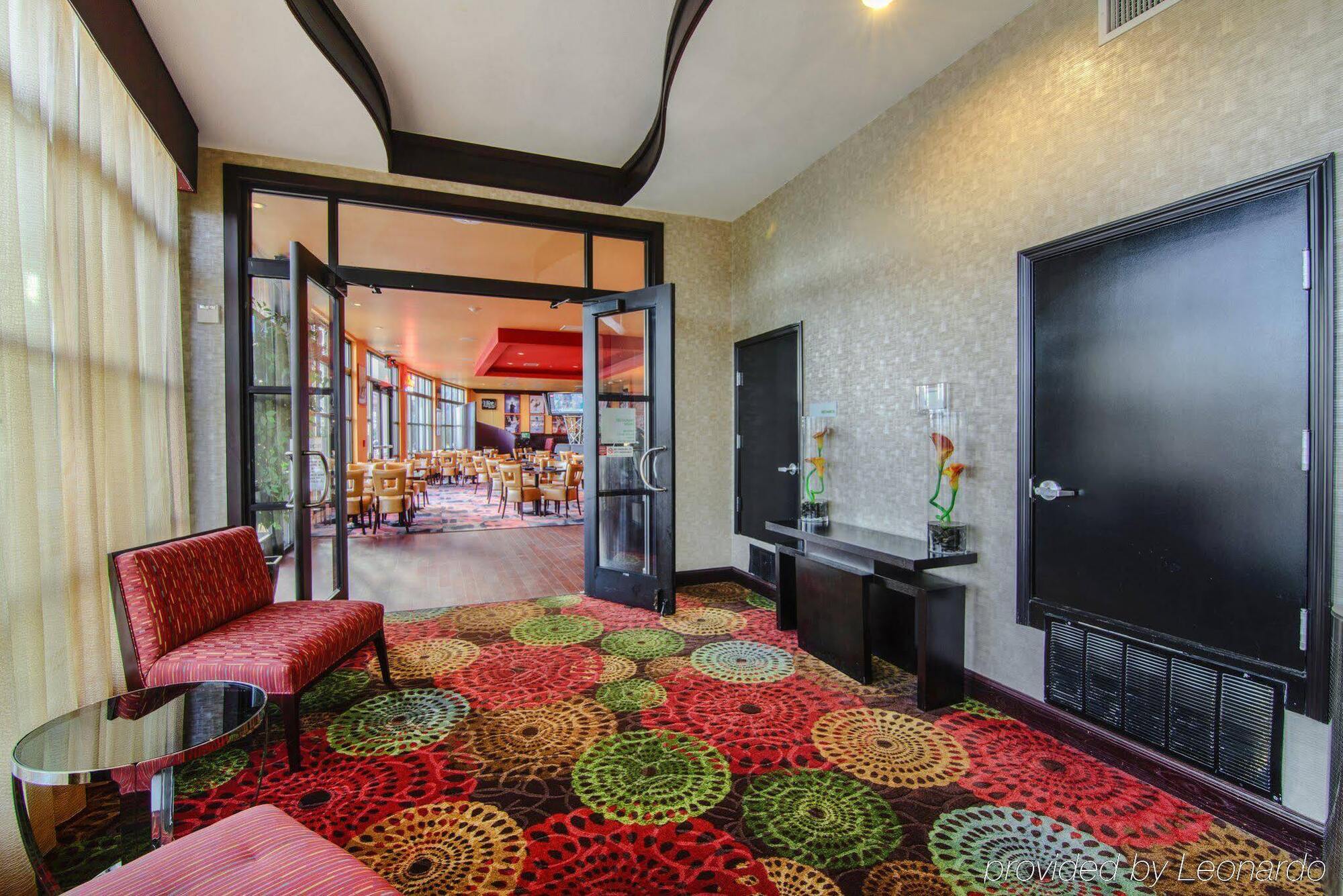 Holiday Inn Arlington Northeast By Ihg Exterior foto